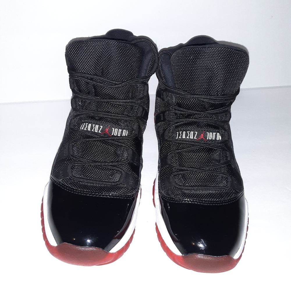 Air Jordan 11 Retro (GS) 'Bred' 2012 - Size 5y